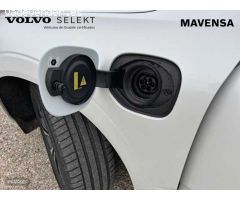 Volvo XC 60 XC60 Recharge Core, T6 plug-in hybrid eAWD, Electrico/Gasolina, Bright de 2023 con 20.42