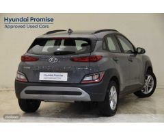 Hyundai Kona 1.0 TGDI Maxx 4x2 de 2023 con 10.800 Km por 19.250 EUR. en Sevilla