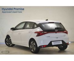 Hyundai i20 1.0 TGDI Klass 100 de 2023 con 5.809 Km por 17.478 EUR. en Madrid