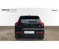 Volvo XC40 BEV 78KWH RECHARGE TWIN ULTIMATE AWD 408 5P de 2023 con 5 Km por 59.995 EUR. en Valladoli