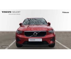 Volvo XC40 1.5 T2 CORE AUTO 5P de 2023 con 30.913 Km por 34.900 EUR. en Valladolid