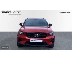 Volvo XC40 XC40 Plus, B3 mild hybrid, Gasolina, Dark de 2023 con 24.650 Km por 37.850 EUR. en Navarr