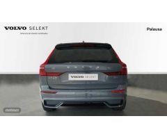 Volvo XC 60 2.0 B4 D PLUS DARK AUTO 5P de 2023 con 14.522 Km por 47.995 EUR. en Valladolid