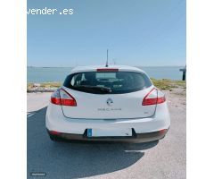 Renault Megane Business Dci 110 eco2 5 p de 2014 con 199.366 Km por 5.900 EUR. en Cadiz