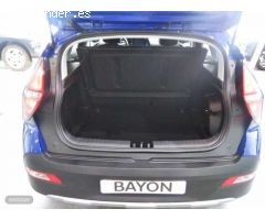 Hyundai Bayon 1.0 TGDI 48V Tecno de 2024 con 15 Km por 23.600 EUR. en Segovia