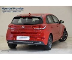 Hyundai i30 1.5 DPI Klass SLX 110 de 2023 con 7.969 Km por 19.990 EUR. en Asturias