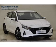 Hyundai i20 1.0 TGDI Klass 100 de 2023 con 23.847 Km por 17.900 EUR. en Girona