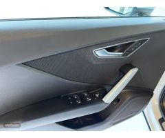 Audi Q2 Adrenalin 30 TDI 85kW (116CV) S tronic de 2023 con 9.900 Km por 33.490 EUR. en Barcelona