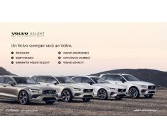 Volvo XC40 XC40 Core, B3 (gasolina), Gasolina de 2022 con 1.000 Km por 41.900 EUR. en Sevilla