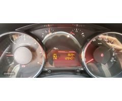 Peugeot 3008 1.6 HDI 112 CV AUTOMATICO de 2011 con 120.000 Km por 6.975 EUR. en Madrid