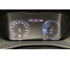 Volvo XC40 XC40 Recharge Core, T4 plug-in hybrid, Electrico/Gasolina, Bright de 2023 con 10 Km por 4