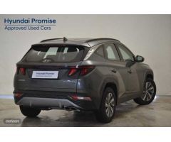 Hyundai Tucson Tucson 1.6 CRDI Maxx 4x2 de 2022 con 17.450 Km por 28.950 EUR. en Sevilla