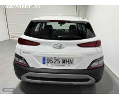 Hyundai Kona 1.0 TGDI Klass 4x2 de 2023 con 4.338 Km por 20.300 EUR. en Badajoz