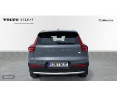 Volvo XC40 XC40 Recharge Bright Core T4 Plug-in Hybrid Automatic de 2023 con 29.002 Km por 43.990 EU