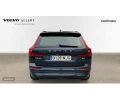 Volvo XC 60 XC60 Core, B4 (gasolina), Gasolina de 2023 con 19.600 Km por 44.990 EUR. en Huelva