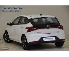 Hyundai i20 1.2 MPI Klass de 2023 con 13.297 Km por 16.900 EUR. en Alicante