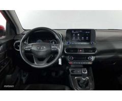 Hyundai Kona 1.0 TGDI Maxx 4x2 de 2023 con 13.415 Km por 21.200 EUR. en Islas Baleares