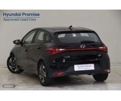 Hyundai i20 1.2 MPI Klass de 2023 con 12.179 Km por 17.900 EUR. en Cadiz