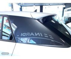 Audi Q2 S-Tronic Adrenalin S-Line de 2023 con 9.900 Km por 33.490 EUR. en Barcelona