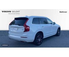 Volvo XC 90 XC90 Momentum Pro, B5 AWD mild-hybrid, Siete asientos de 2020 con 80.359 Km por 48.900 E