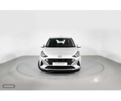 Hyundai i10 1.0 MPI Klass de 2022 con 10.447 Km por 13.900 EUR. en Barcelona