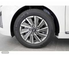 Hyundai Ioniq 100kW Tecno de 2021 con 15.186 Km por 26.500 EUR. en Alicante