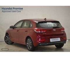 Hyundai i30 1.5 DPI Klass SLX 110 de 2023 con 11.087 Km por 20.200 EUR. en Madrid