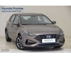 Hyundai i30 1.5 DPI Klass SLX 110 de 2023 con 13.536 Km por 20.200 EUR. en Madrid