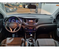 Hyundai Tucson 1.6 gdi essence de 2018 con 65.000 Km por 15.500 EUR. en Sevilla
