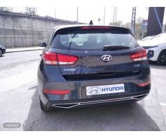 Hyundai i30 1.0 TGDI Klass LR 48V 120 de 2024 con 15 Km por 23.500 EUR. en Segovia