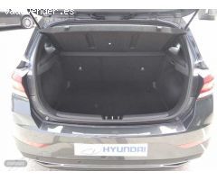Hyundai i30 1.0 TGDI Klass LR 48V 120 de 2024 con 15 Km por 23.500 EUR. en Segovia