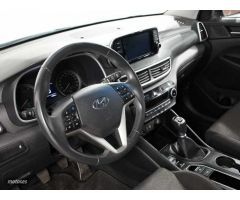 Hyundai Tucson 1.6 TGDI Klass 4x2 de 2019 con 47.000 Km por 21.490 EUR. en Cadiz