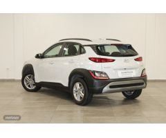 Hyundai Kona 1.0 TGDI Maxx de 2023 con 10.472 Km por 212.290 EUR. en Cadiz