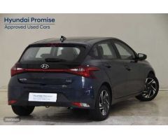 Hyundai i20 1.2 MPI Klass de 2023 con 6.395 Km por 17.990 EUR. en Pontevedra
