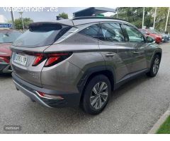Hyundai Tucson 1.6 TGDI 48V Maxx 4x2 de 2022 con 31.860 Km por 24.999 EUR. en Madrid