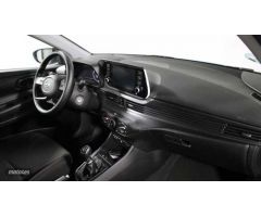 Hyundai i20 1.0 TGDI Klass 100 de 2023 con 13.857 Km por 18.600 EUR. en Barcelona