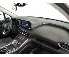 Hyundai Santa Fe 1.6 TGDi HEV Klass Auto 4x2 de 2023 con 5.800 Km por 42.990 EUR. en Cadiz