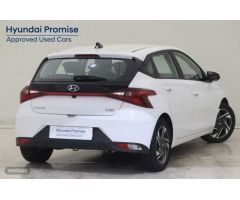 Hyundai i20 1.0 TGDI Klass 100 de 2023 con 13.745 Km por 16.990 EUR. en Malaga