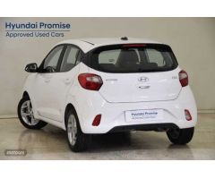 Hyundai i10 1.0 MPI Klass de 2023 con 18.675 Km por 13.300 EUR. en Sevilla