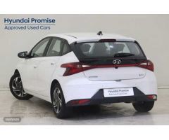 Hyundai i20 1.2 MPI Klass de 2023 con 12.433 Km por 16.500 EUR. en Alicante