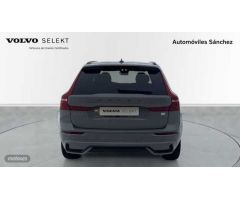 Volvo XC 60 2.0 T6 RECHARGE PLUS DARK AUTO 4WD 350 5P de 2023 con 90 Km por 66.900 EUR. en Zaragoza