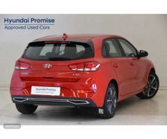Hyundai i30 1.5 DPI Klass SLX 110 de 2023 con 14.739 Km por 19.500 EUR. en Alicante