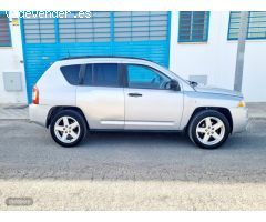 Jeep Compass 2.0 crd limited de 2007 con 200.000 Km por 6.500 EUR. en Sevilla