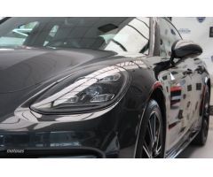 Porsche Panamera PANAMERA 4S E-HYBRID 560CV 5P de 2020 con 88.058 Km por 89.900 EUR. en Pontevedra