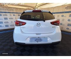 Mazda Mazda2 MAZDA 2 1.5 BLAK TECH EDITON 5P de 2020 con 96.454 Km por 15.700 EUR. en Pontevedra