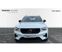 Volvo XC40 XC40 Plus, B3 mild hybrid, Gasolina, Dark de 2023 con 1 Km por 42.900 EUR. en La Rioja
