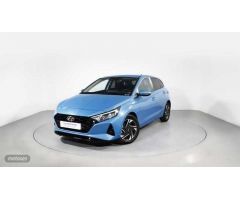 Hyundai i20 1.0 TGDI Tecno 100 de 2022 con 15.980 Km por 19.300 EUR. en Barcelona