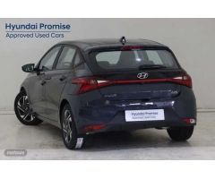 Hyundai i20 1.0 TGDI Klass 100 de 2023 con 11.197 Km por 17.300 EUR. en Granada