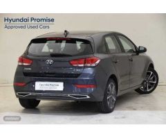 Hyundai i30 1.5 DPI Klass SLX 110 de 2023 con 17.454 Km por 19.990 EUR. en Asturias