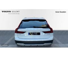 Volvo V 90 familiar 2.0 B4 D PLUS BRIGHT 4WD AUTO 5P de 2023 con 9 Km por 63.900 EUR. en Valencia